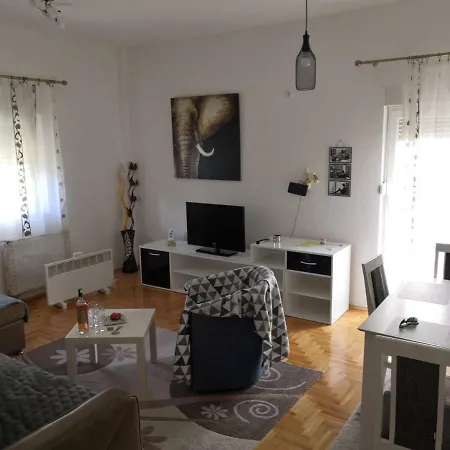 Apartman Paris Apartment *