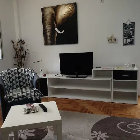 Apartment Apartman Paris *